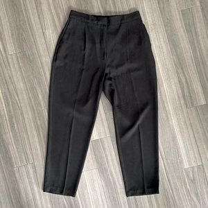 Zara women’s tapered pants